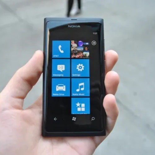 Nokia Lumia 800